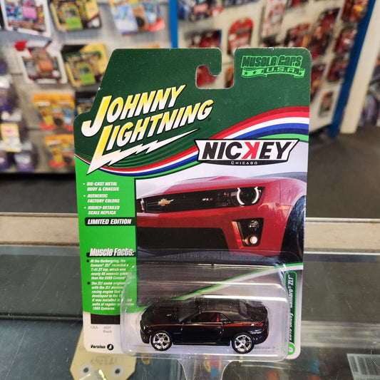 Johnny Lightning - 2022 Muscle Cars USA R2 Ver A - 2013 Chevy Camaro ZL1