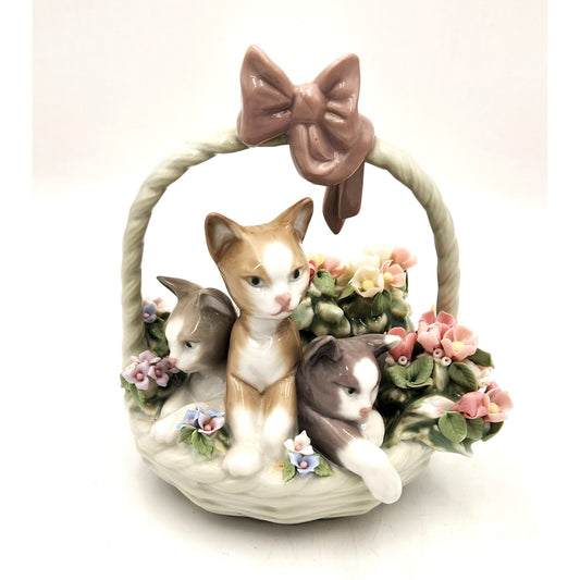 Adorable Lladro Porcelain 'Purr-Fect' Cats in Basket - 13cm