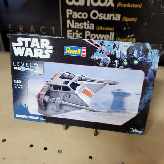 Revell - Star Wars Snow Speeder Plastic Model Kit - 1:52 Scale
