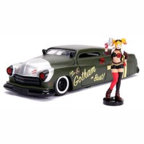 DC Bombshells Harley Quinn 1951 Mercury 1 24 Scale Diecast Car Relove Oxley Vintage Vinyl Collectibles