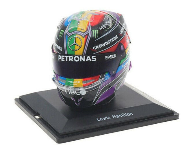 Lot de 9 casques Spark Lewis Hamilton édition limitée numérotés - Collection Lot de 9 casques Spark Lewis Hamilton édition limitée numérotés - Collection