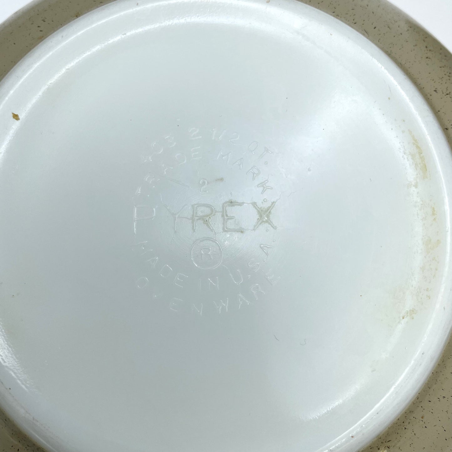 Vintage Pyrex Mixing Bowl 'Homestead' - Made in USA