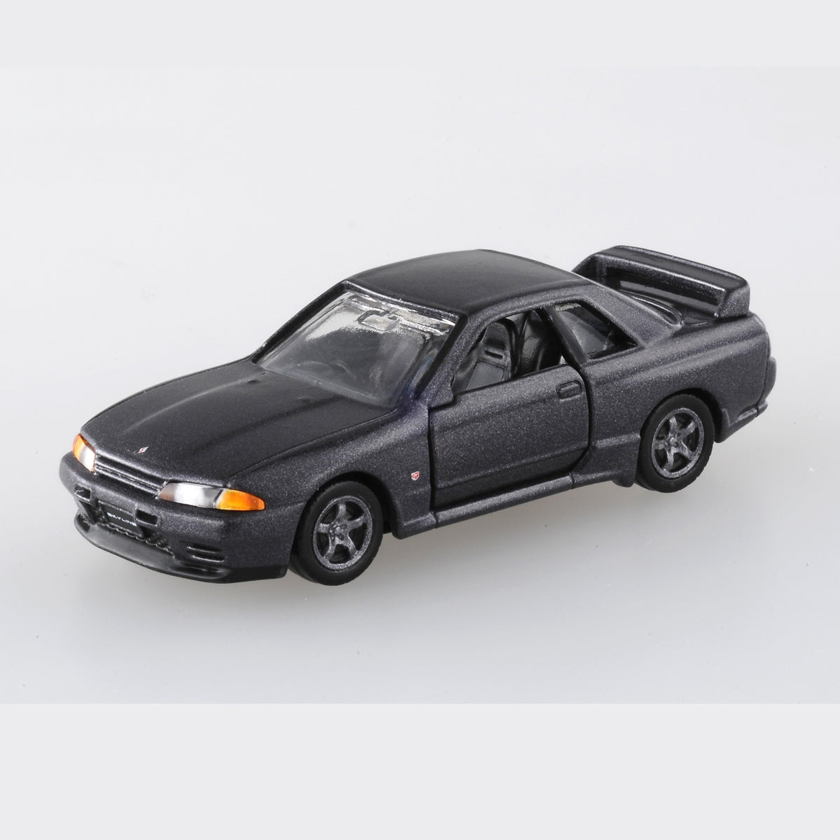 TOMICA PREMIUM - No.26 Nissan Skyline GT-R (BNR32) - 1:62 Scale