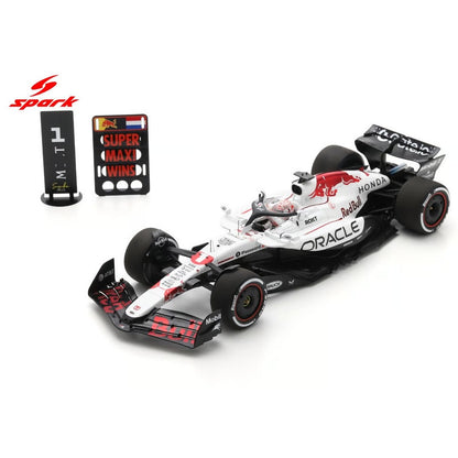 Spark - Oracle Red Bull Racing RB21 Formula 1 F1 - Japan GP 2025 Winner with Pit Board - #1 Max Verstappen