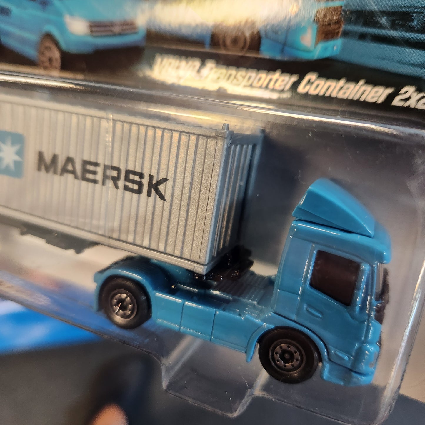Majorette - Maersk Logistic - Volvo Transporter + 2 x 20ft Container (New for 2023)