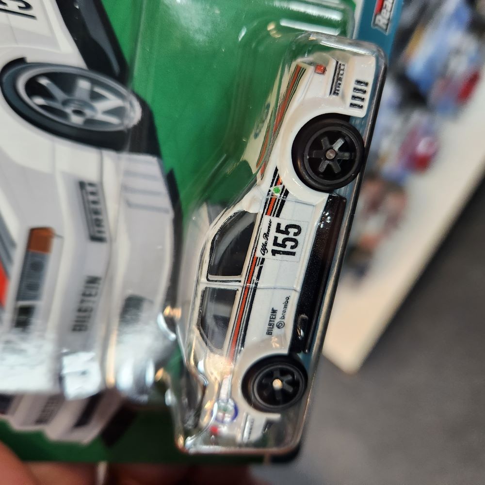 Hot Wheels - Car Culture 'Spettacolare' - Alfa Romeo 155 V6 Ti