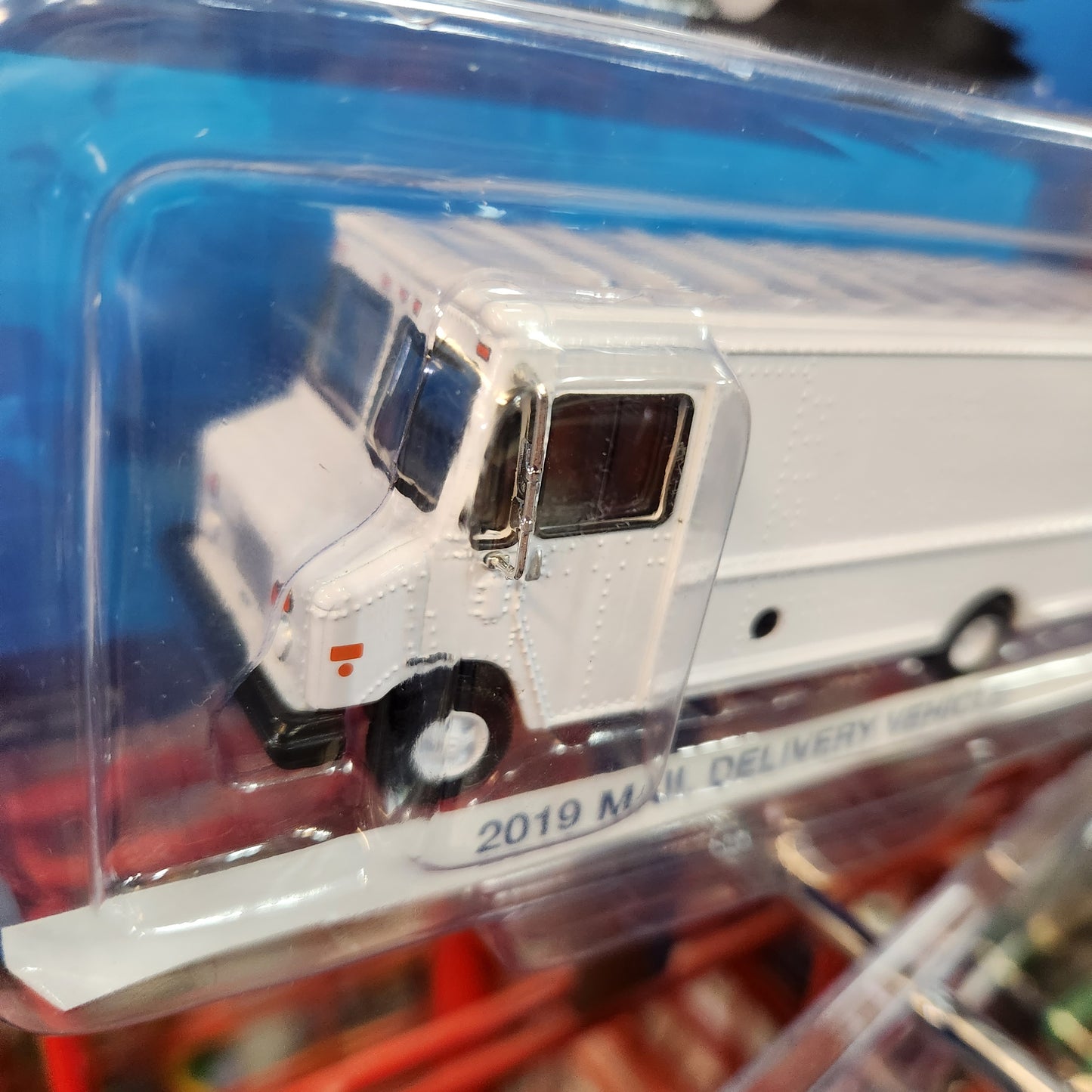 Greenlight - 2019 Mail Delivery Van - White