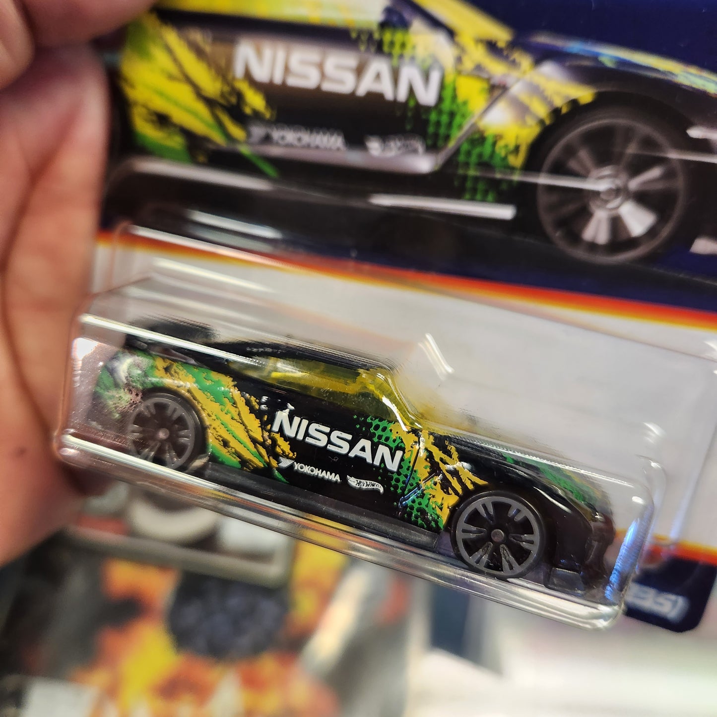Hot Wheels - Neon Speeder - 2017 Nissan GT-R (R35)