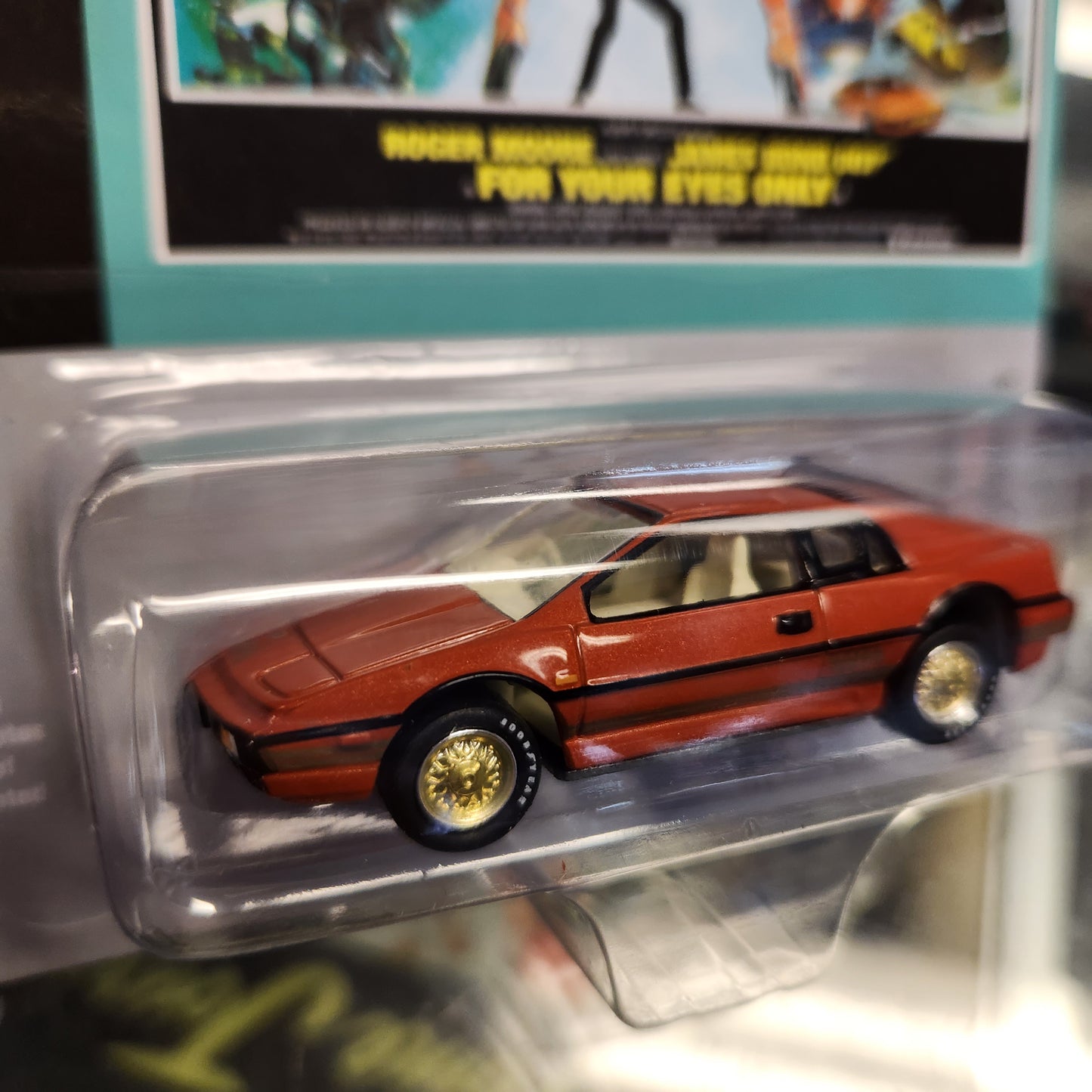 Johnny Lightning - 2022 Pop Culture R1 - 1980 Lotus Turbo Esprit