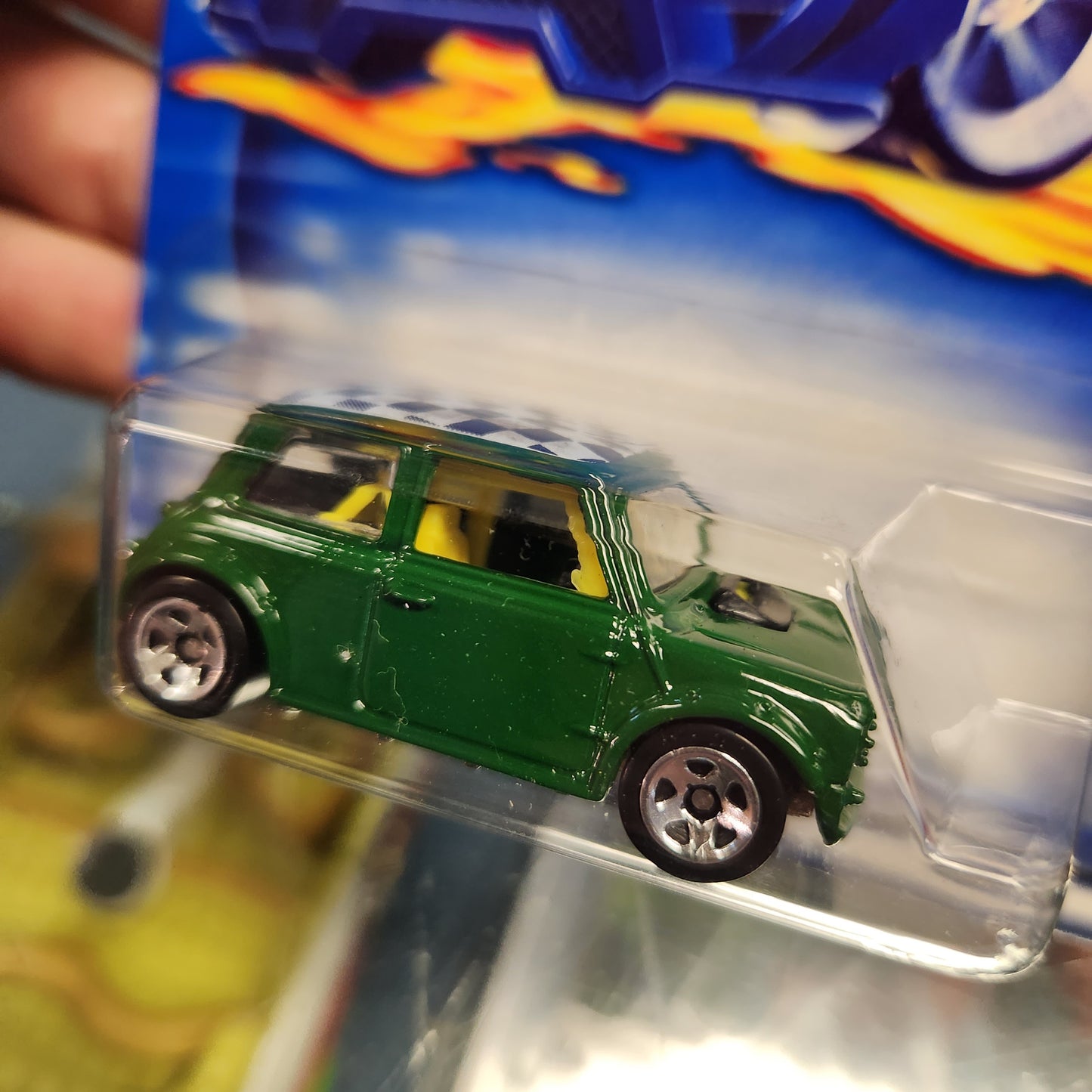 Hot Wheels - Mini Cooper (Racing Green with Chequered Flag Roof)