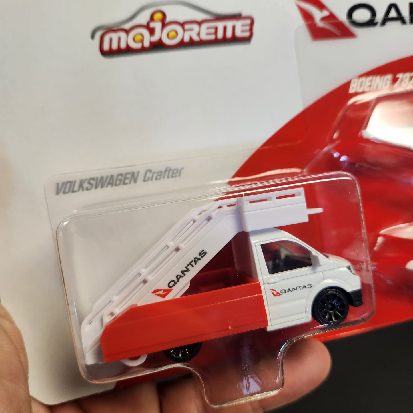 Majorette - Qantas Twin Pack - VW Crafter + Boeing 787-9