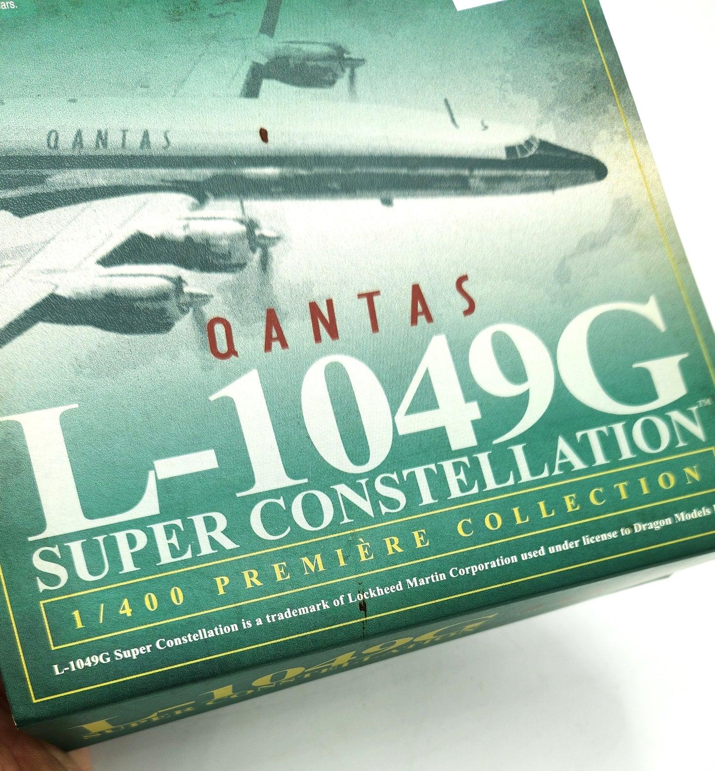 Qantas - Super Constellation: L-1049G Diecast Plane - 1:400 Scale