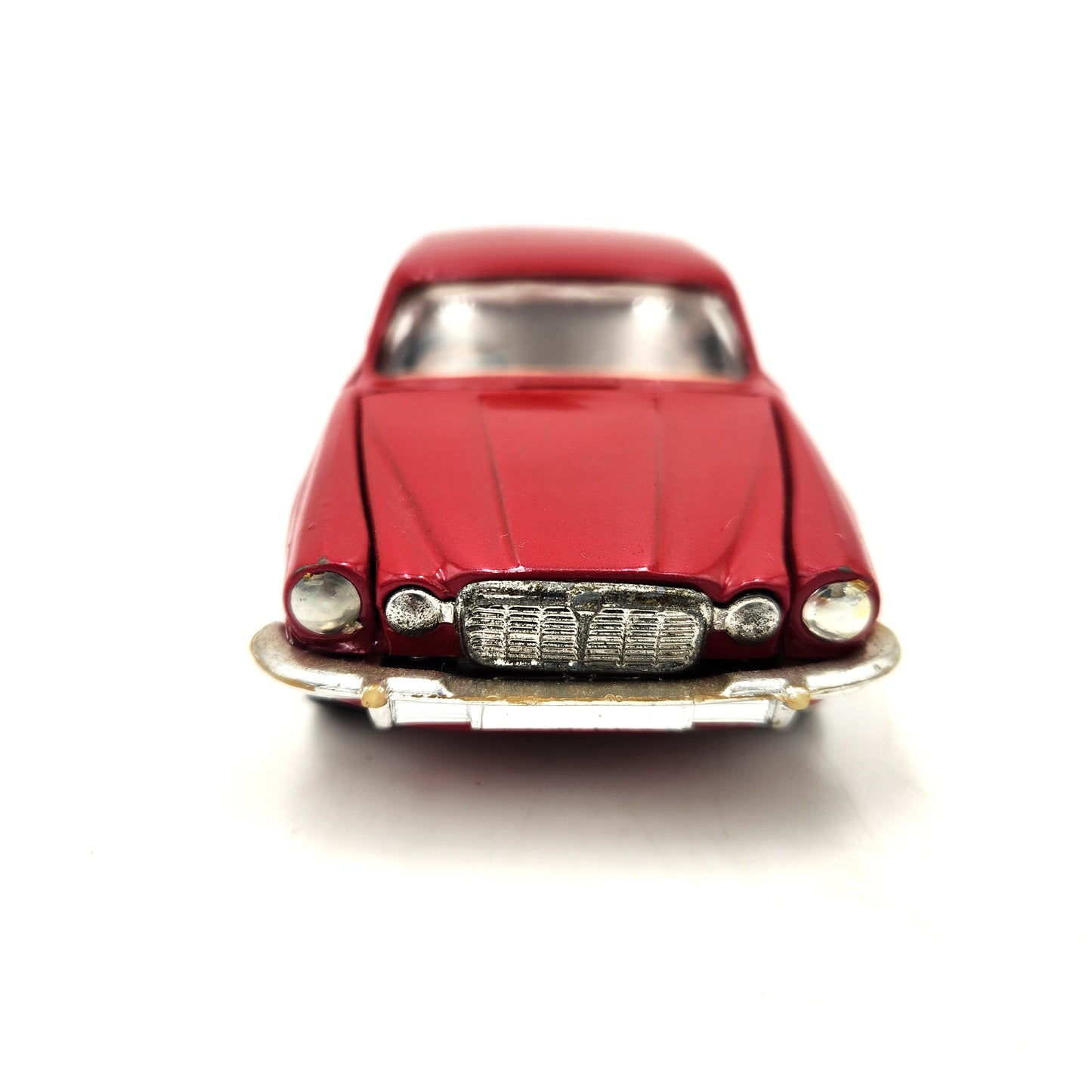 Corgi - Jaguar XJ12C (Red) - 1:43 Scale