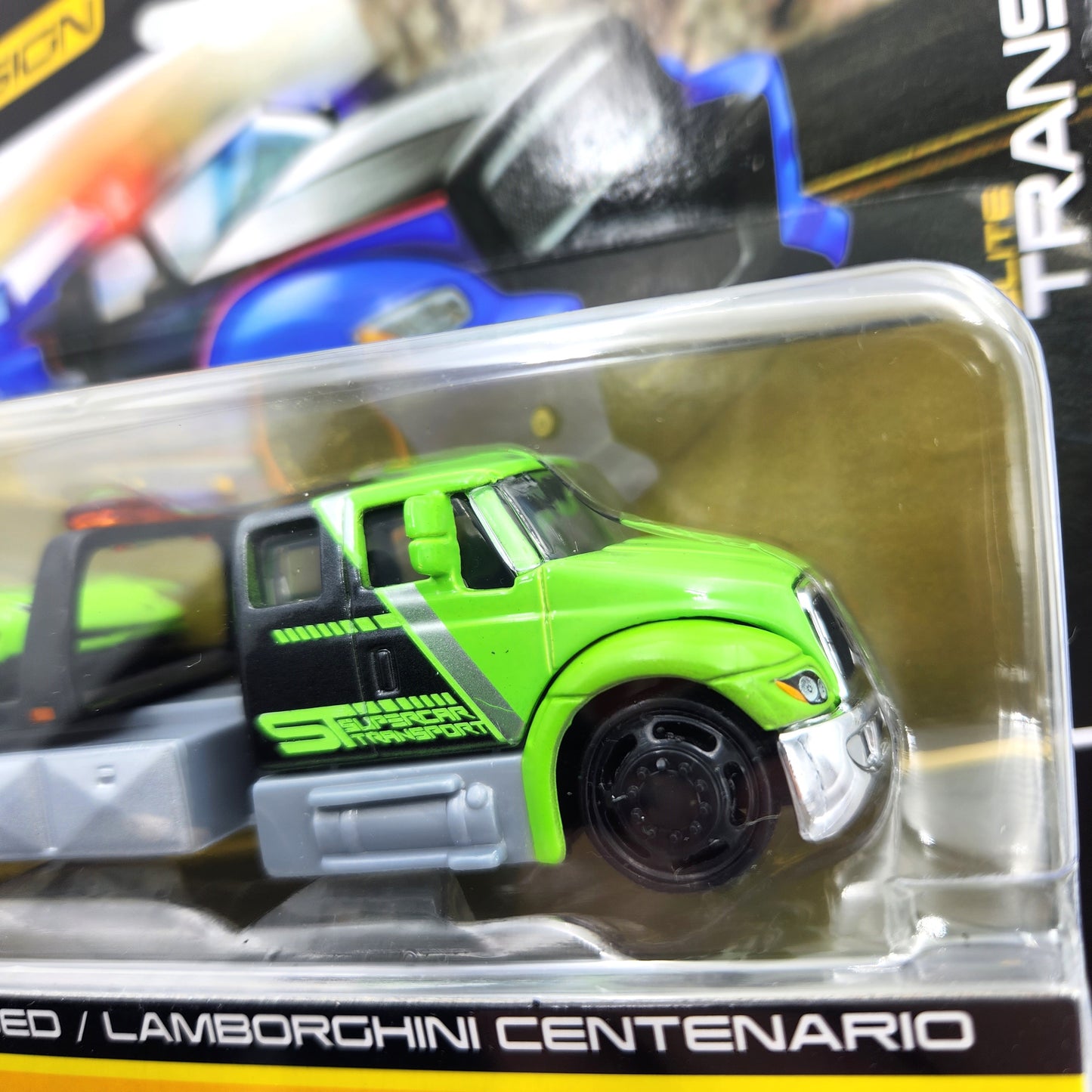 Maisto - Elite Transport - International Durastar Flatbed & Lamborghini Centenario