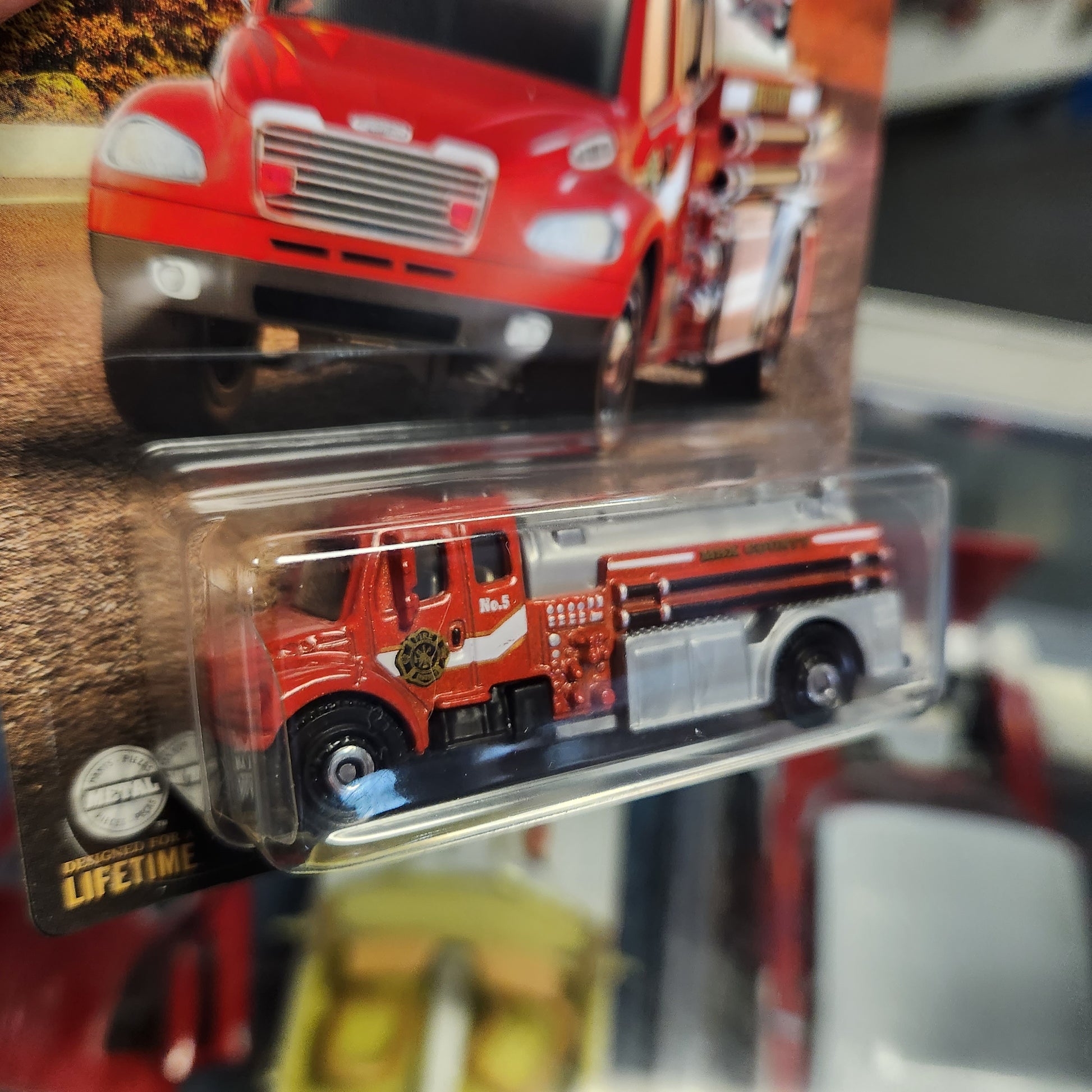 Matchbox - Freightliner M2 106 'County Rescue' – Relove Oxley - Vintage ...