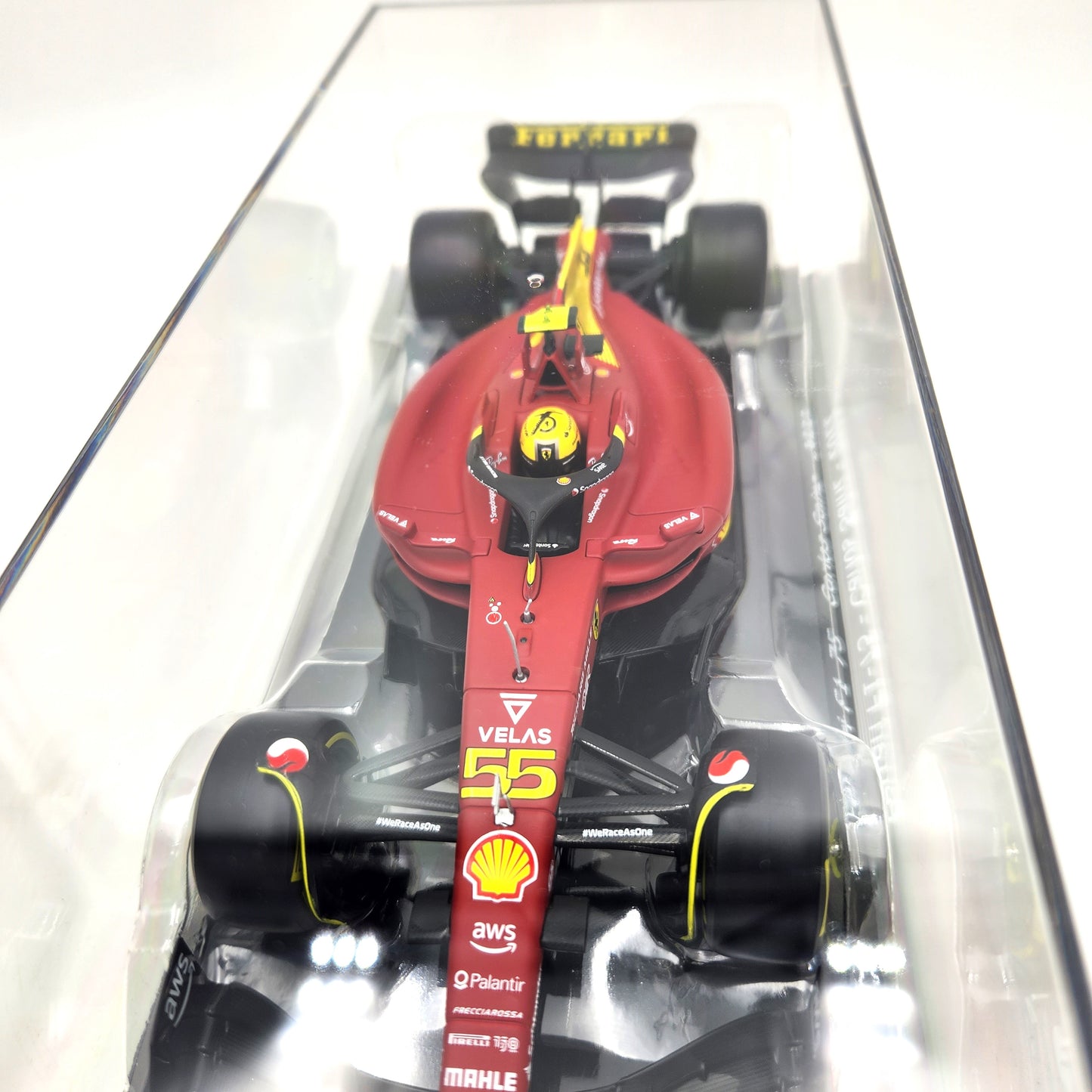 Bburago - 2022 Ferrari F1 Team F1-75 '75th Anniversary' - Carlos Sainz #55 - 1:24 Scale