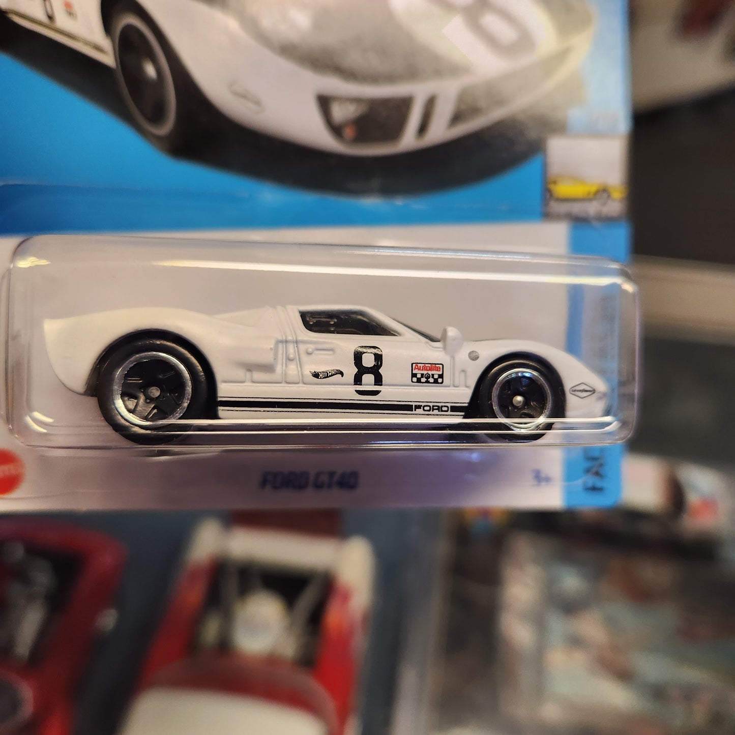 Hot Wheels - Ford GT40 #8 - Long Card