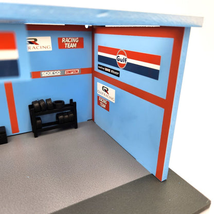 American Diorama - Garage 'Gulf Oil' - 1:64 Scale