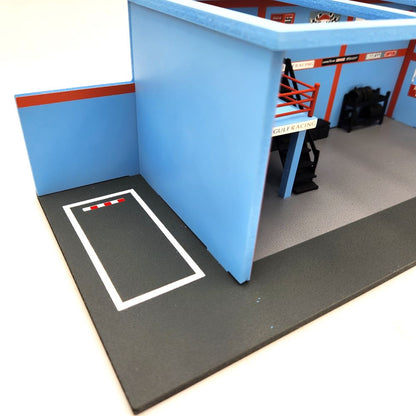 American Diorama - Garage 'Gulf Oil' - 1:64 Scale