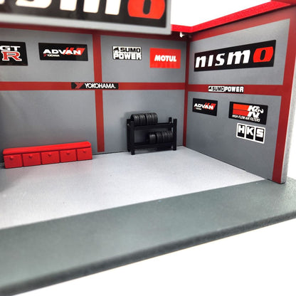 American Diorama - Garage 'Advan / Nismo' Garage - 1:64 Scale