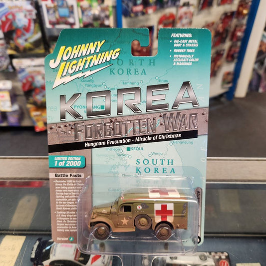 Johnny Lightning - 2023 Military R1 Ver A - Dodge WC54 Ambulance