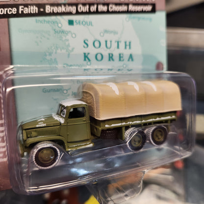 Johnny Lightning - 2023 Military R1 Ver A - GMC CCKW 2 1/2-ton 6x6 Truck