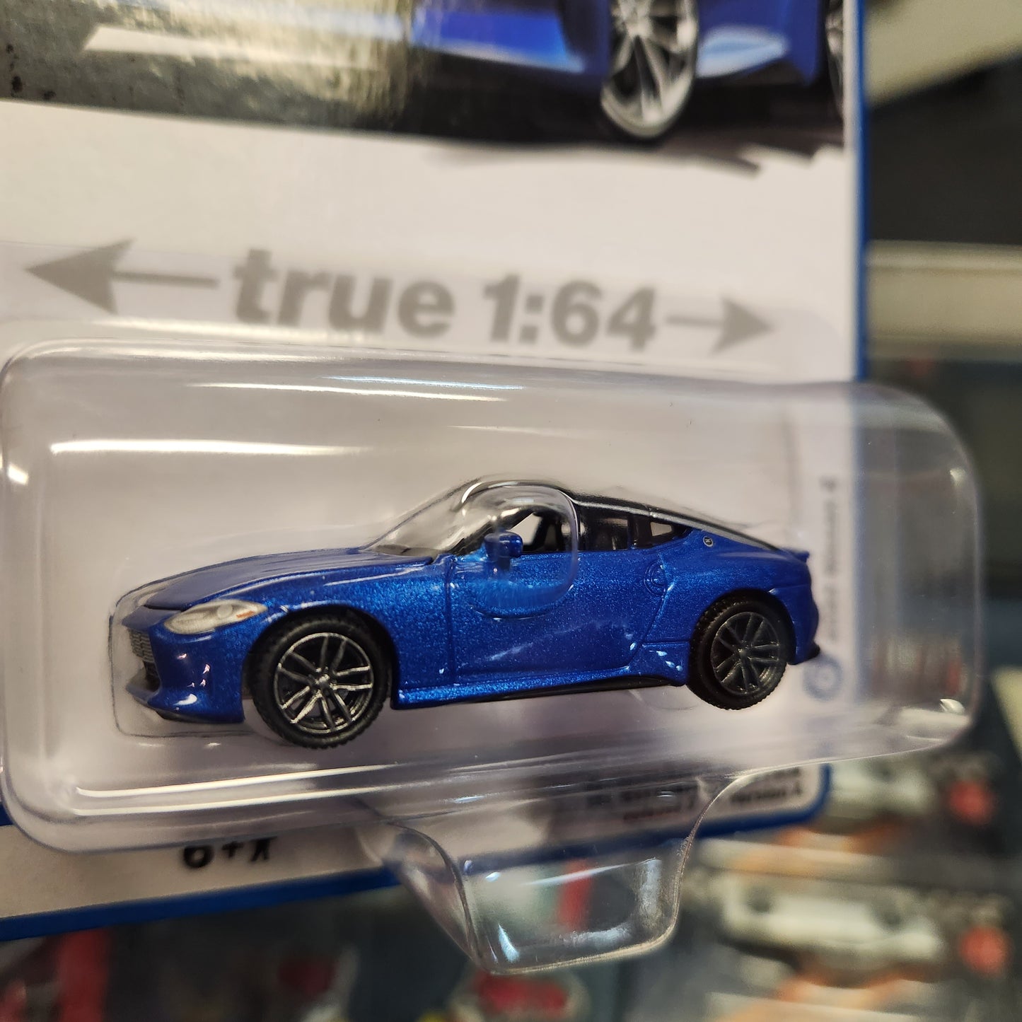 Auto World - 2023 R3 Vers. A Premium Series - 2023 Nissan Z - Seiran Blue