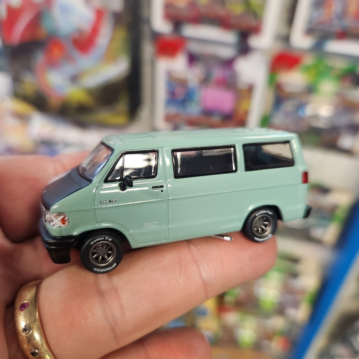 Tarmac Works - Dodge Van Light Green - Brand New Tooling