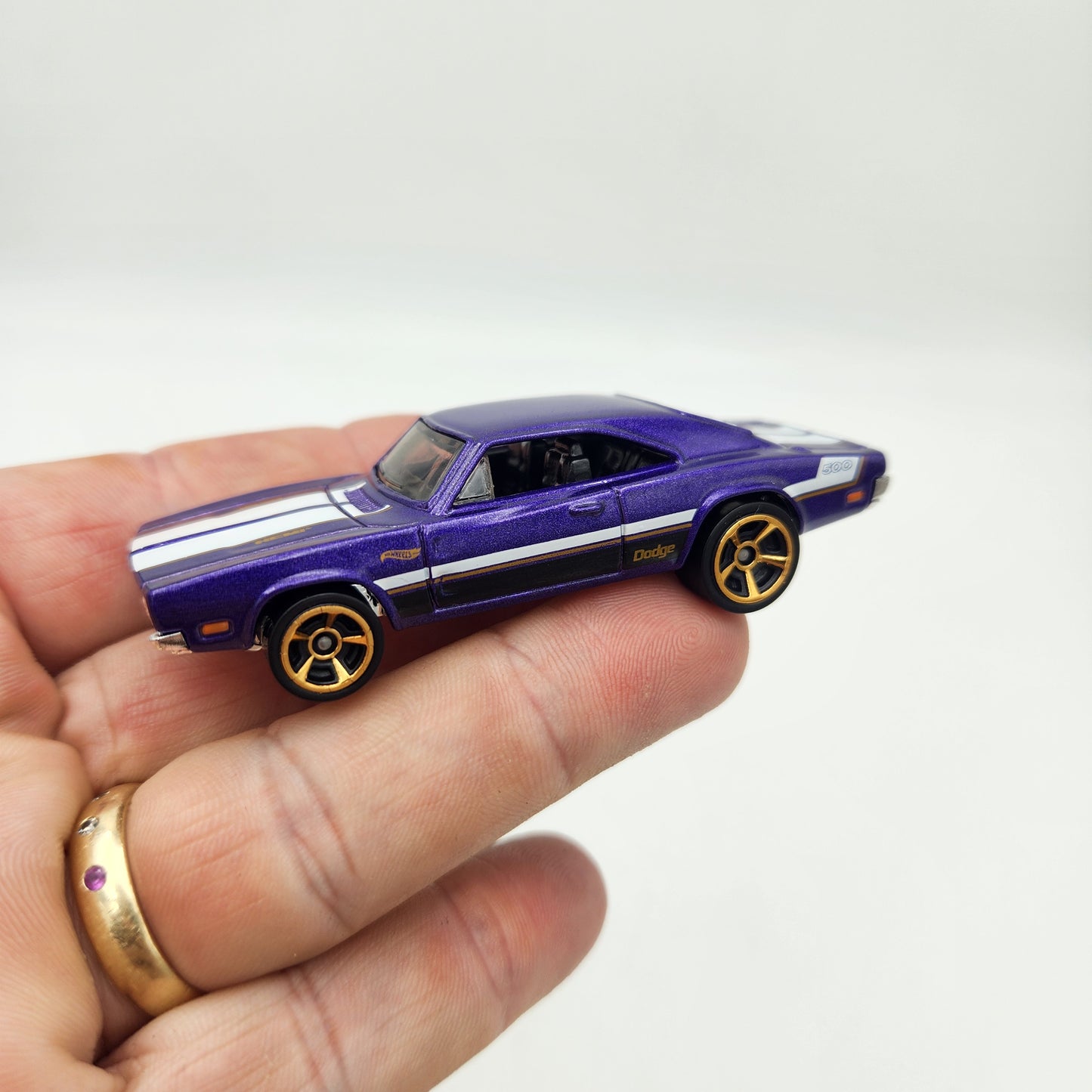 Uncarded - Hot Wheels - 1969 Dodge Charger 500