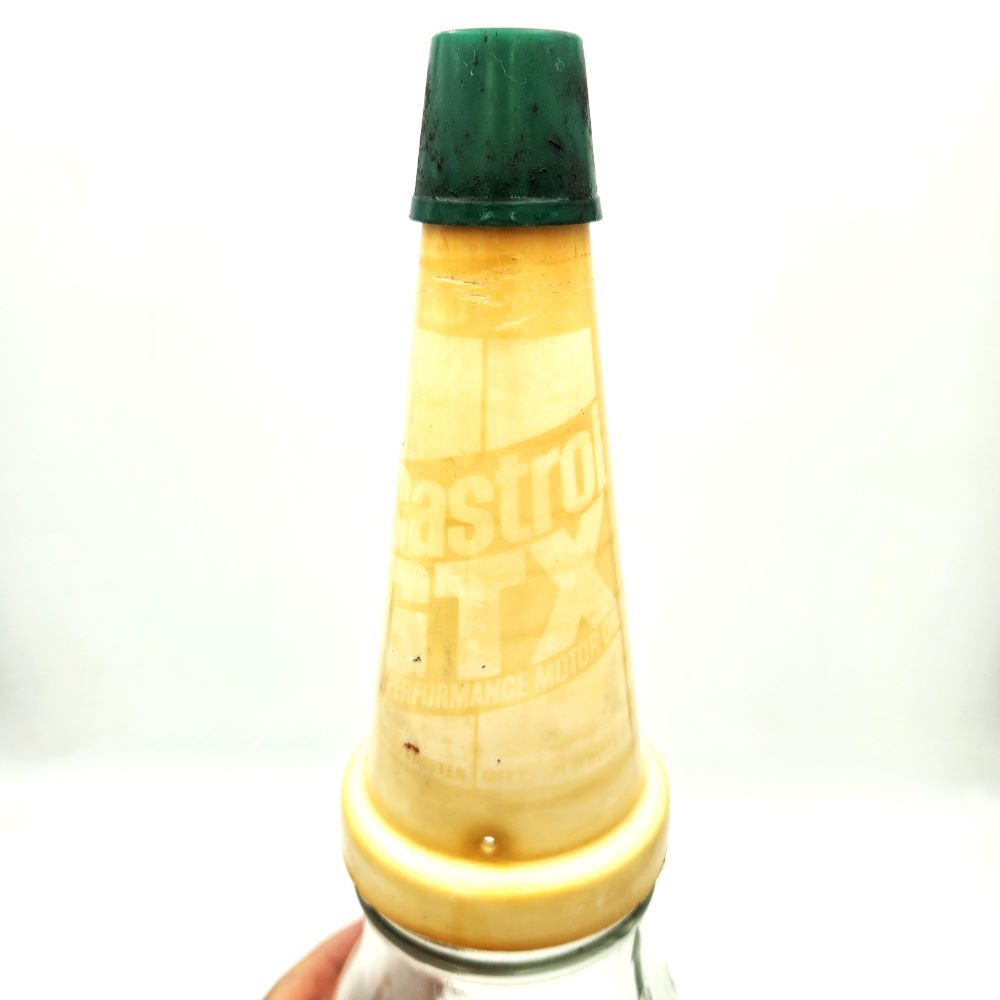 Castrol GTX Oil Bottle with Cap - 1 Quart