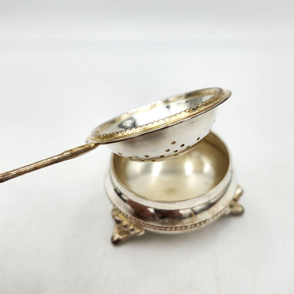 Silverplated Tea Strainer on Stand - 7cm