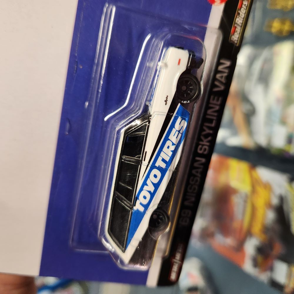 Hot Wheels Premium - Pop Culture 'Speed Shop' - '69 Nissan Skyline Van