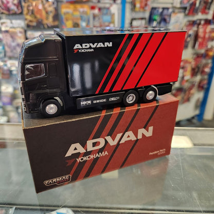 Tarmac Works - Pandem Yaris Advan - With Truck Packaging