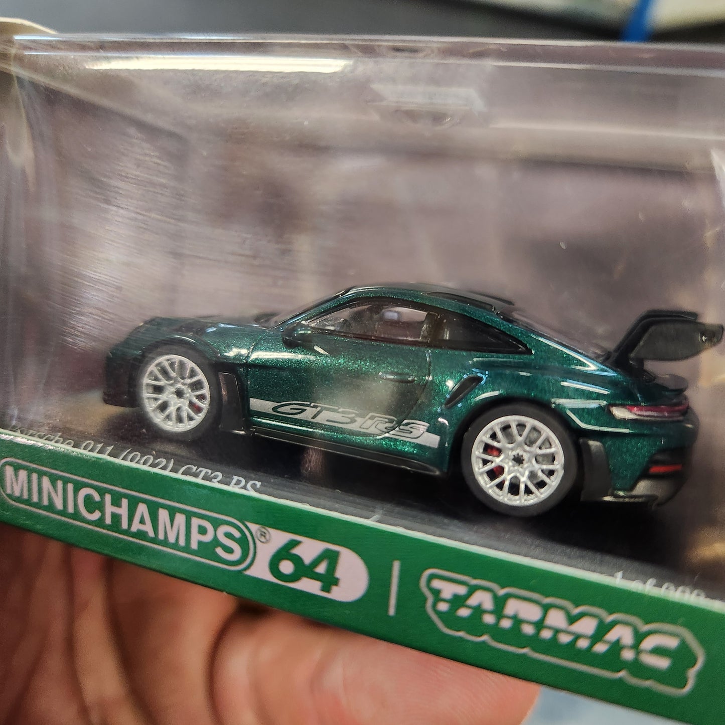 Tarmac Works - Porsche 911 (992) GT3 RS - Racing Green Metallic