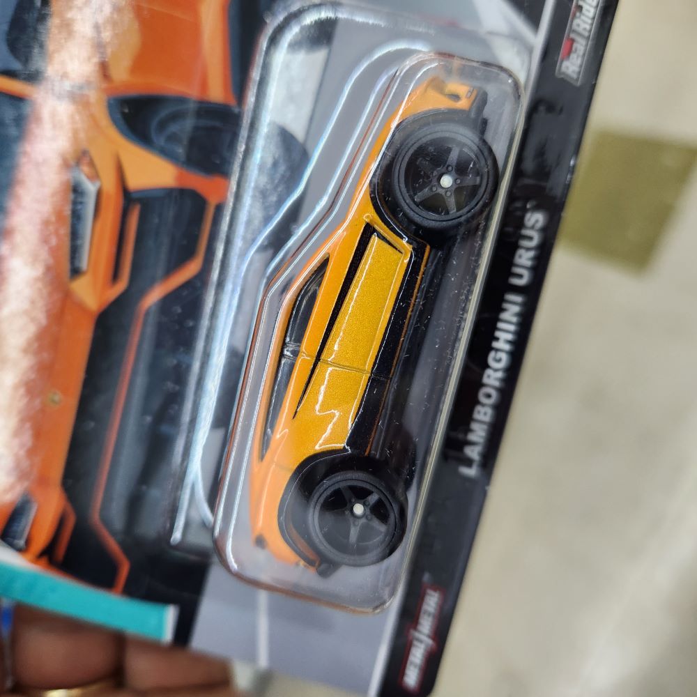 Hot Wheels Premium - Car Culture 'AutoStrasse' - Lamborghini Urus