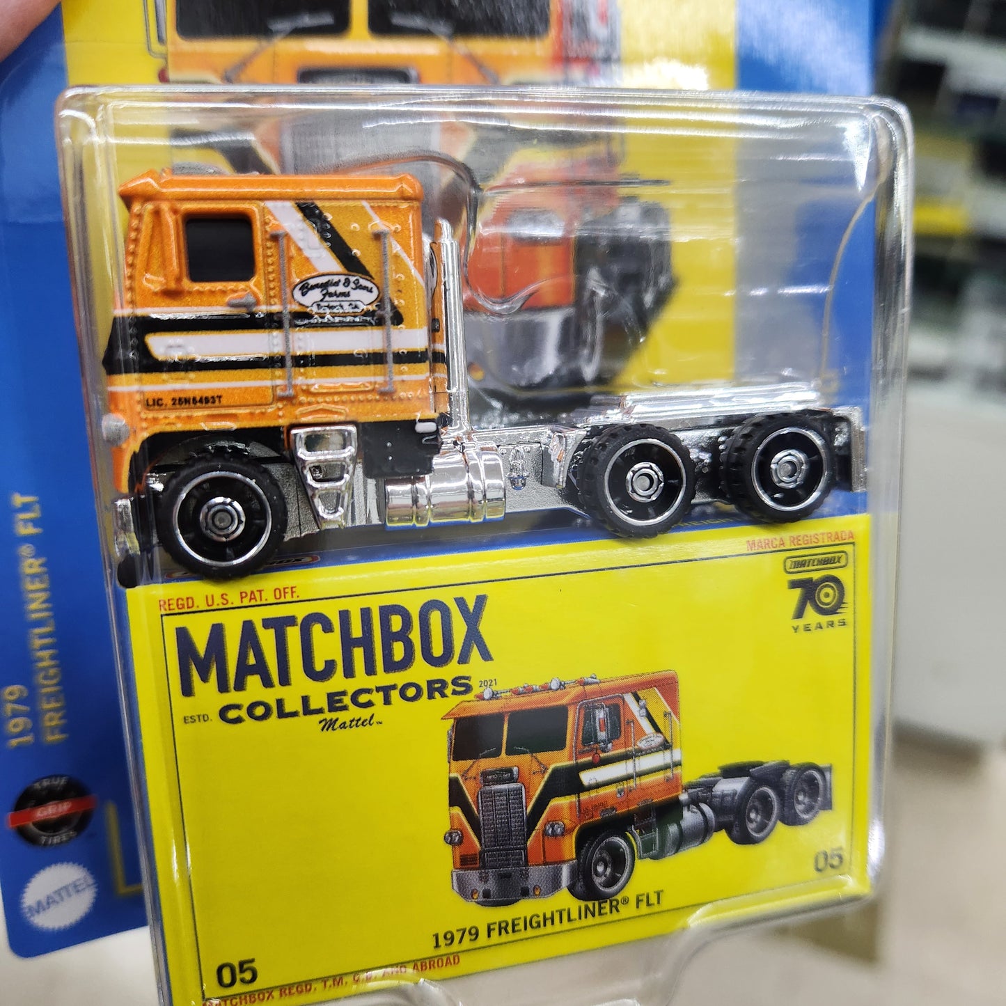 Matchbox Collector Series - 1979 Freightliner FLT