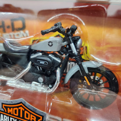 Maisto - Harley Davidson Series 43 - 2022 Sportster Iron 883