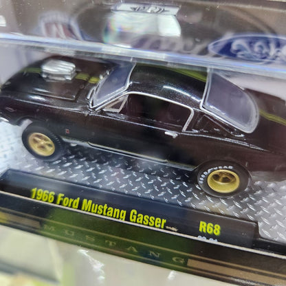 M2 Machines - 'Auto-Thentics' Mix 68 - 1966 Ford Mustang Gasser