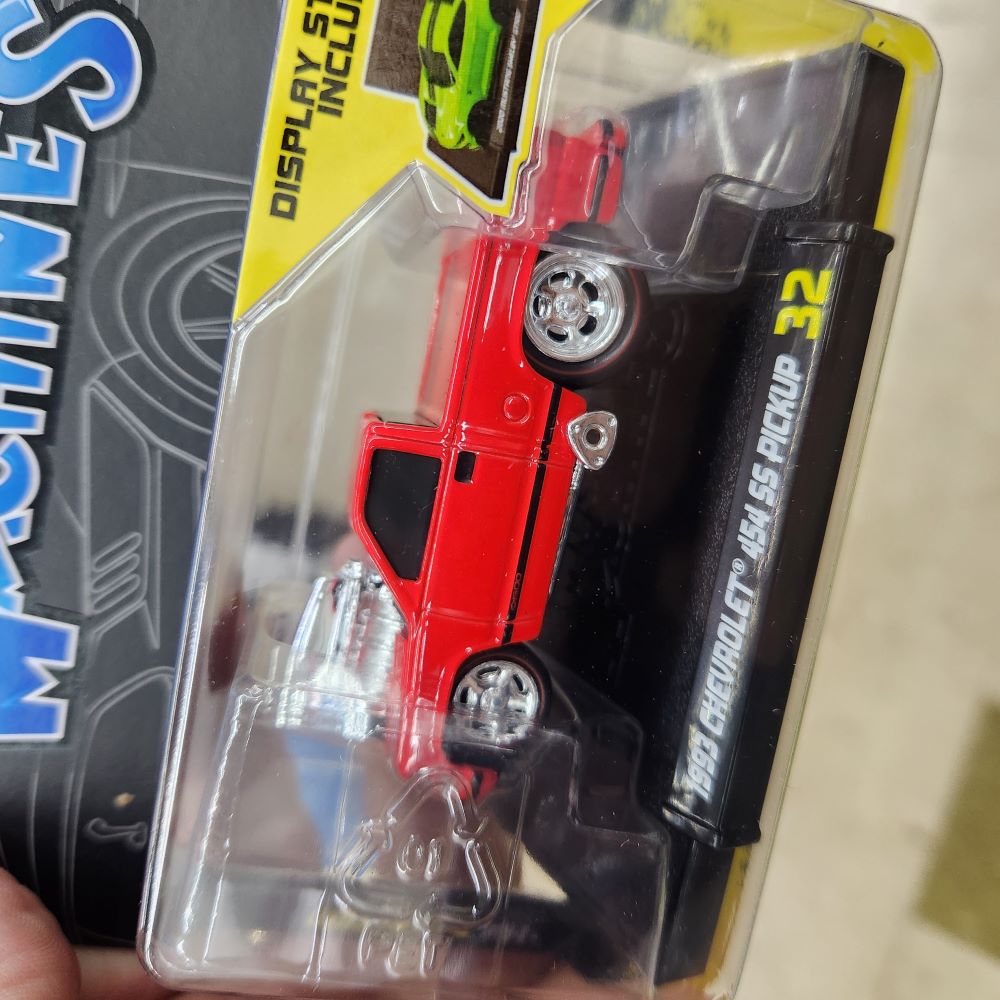 Maisto Muscle Machines - Series 6 - 1993 Chevrolet 454 SS Pickup (Model 32)