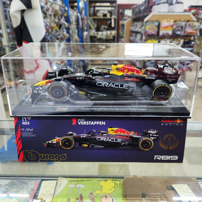 Bburago - 2023 Oracle Red Bull Racing RB19 - #1 Max Verstappen Champion 1:24 Scale
