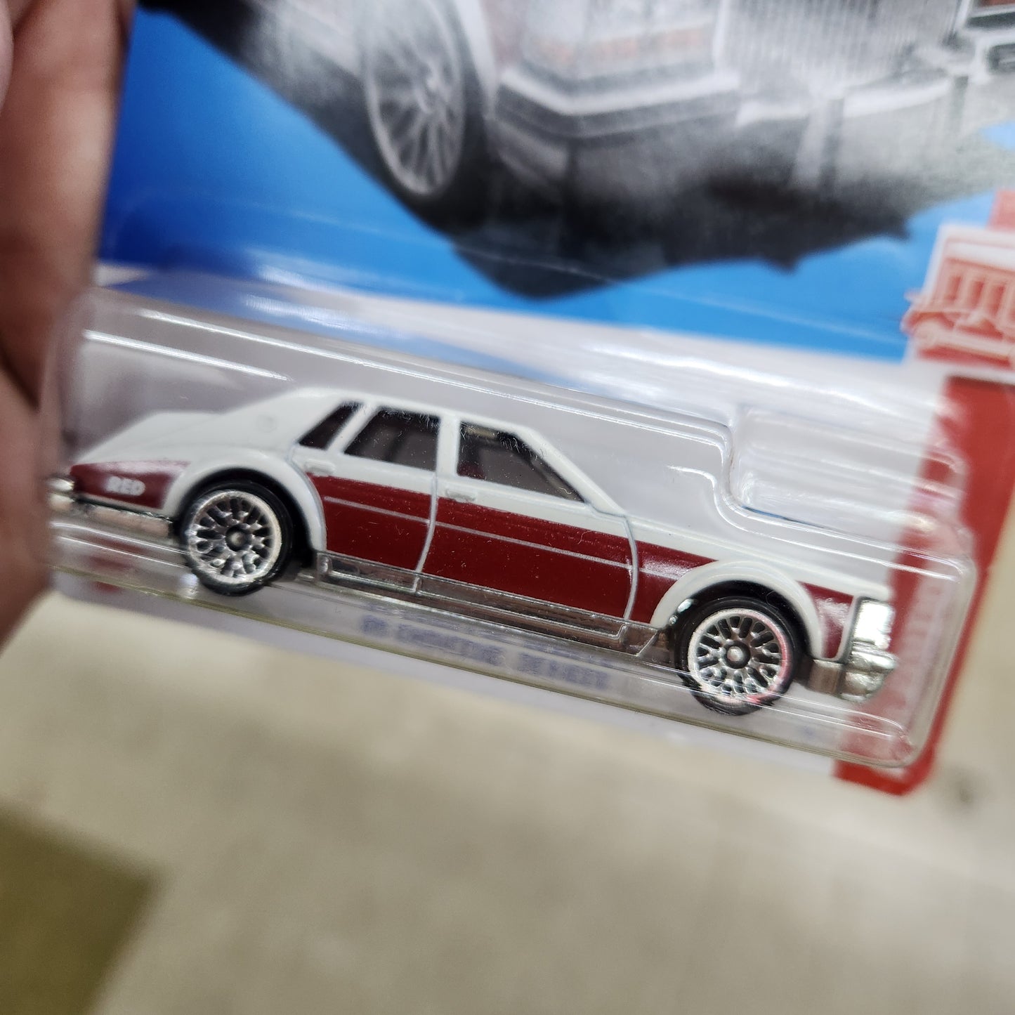 Hot Wheels - '82 Cadillac Seville (Red Edition) - Long Card