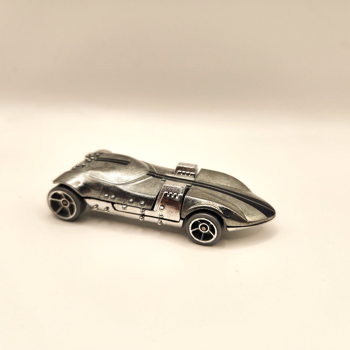 Uncarded - Hot Wheels - Twin Mill (Chrome)