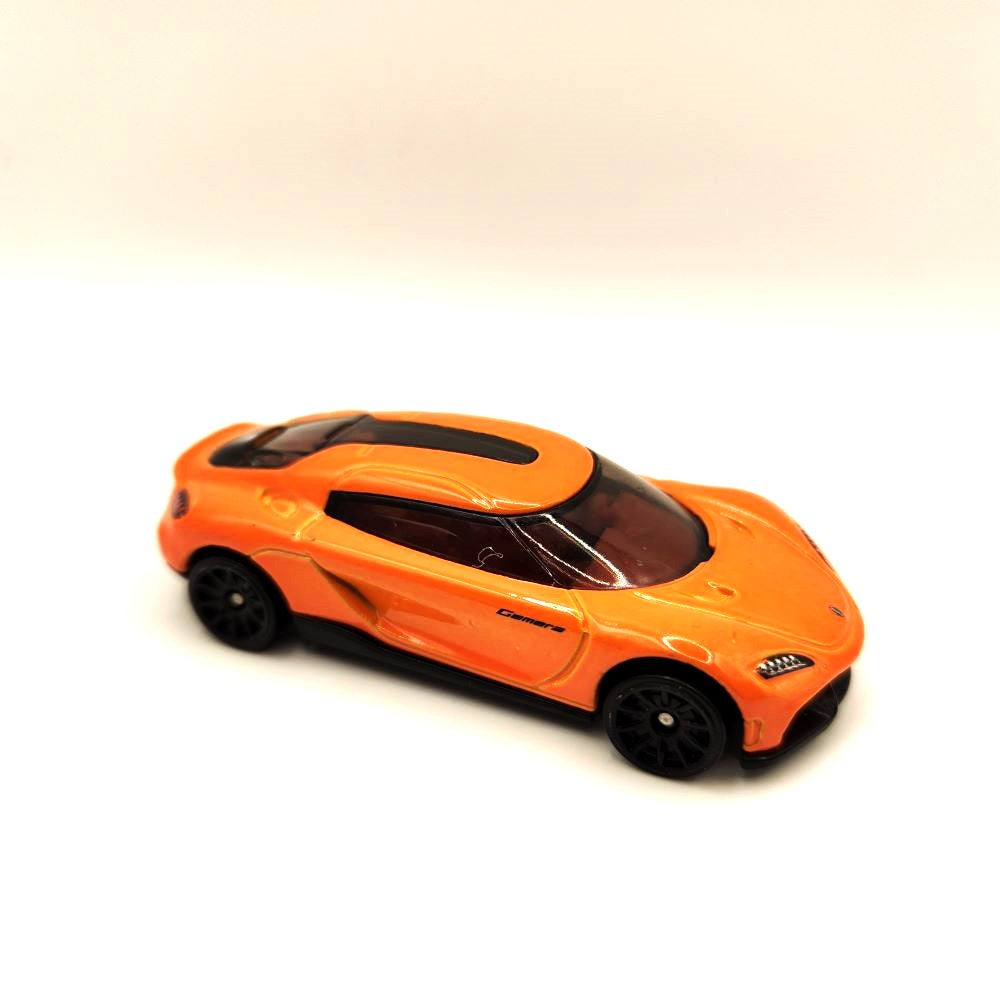 Uncarded - Hot Wheels - Koenigsegg Gemera (Orange)