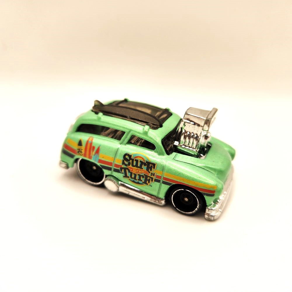 Uncarded - Hot Wheels - 'Surf N Turf'