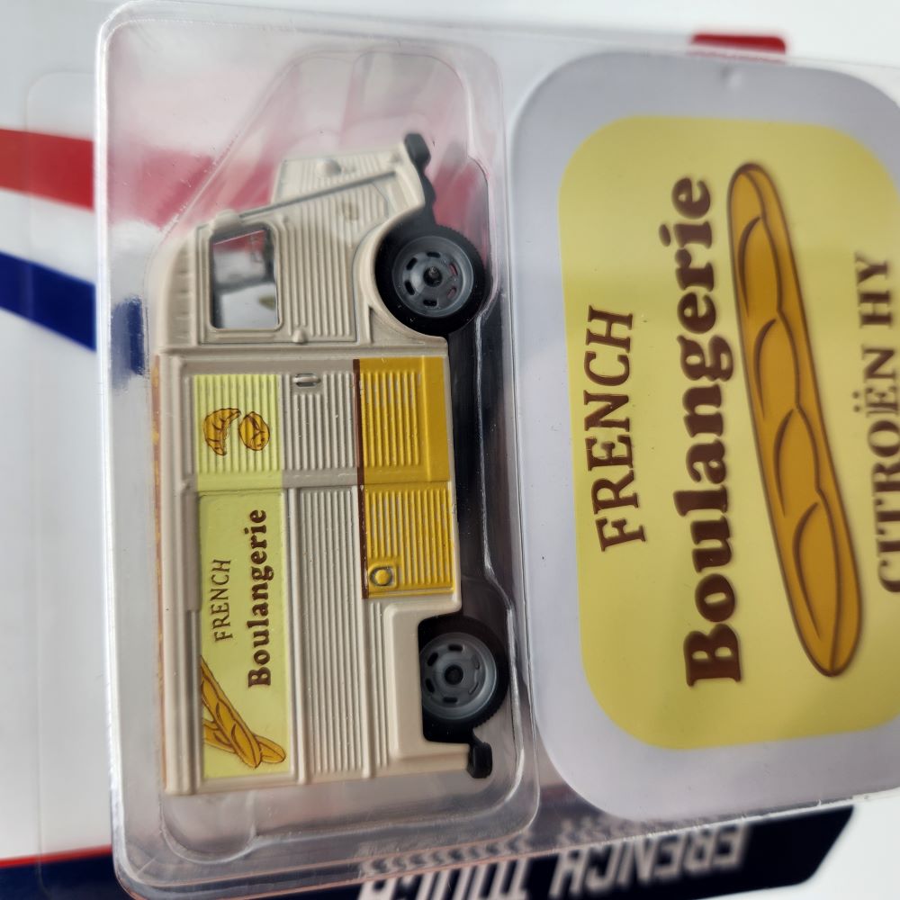 Majorette - French Touch - Deluxe Cars - Citroen HY (Cream)