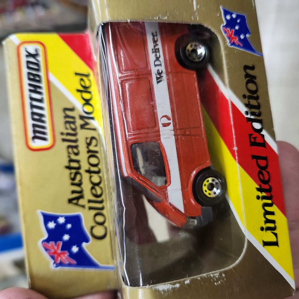 Matchbox - Ford Transit Van 'Australia Post' - MB60