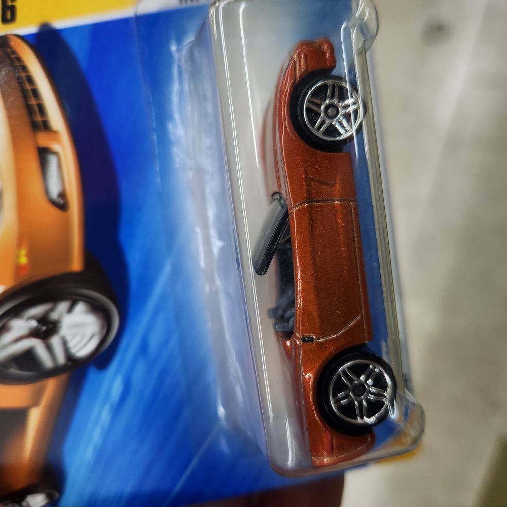 Hot Wheels - Corvette C6 HW Premiere - Bronze