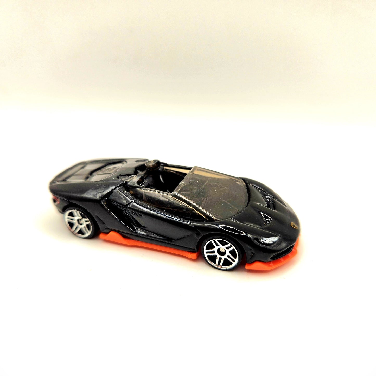 Uncarded - Hot Wheels - 2016 Lamborghini Centenario Roadster