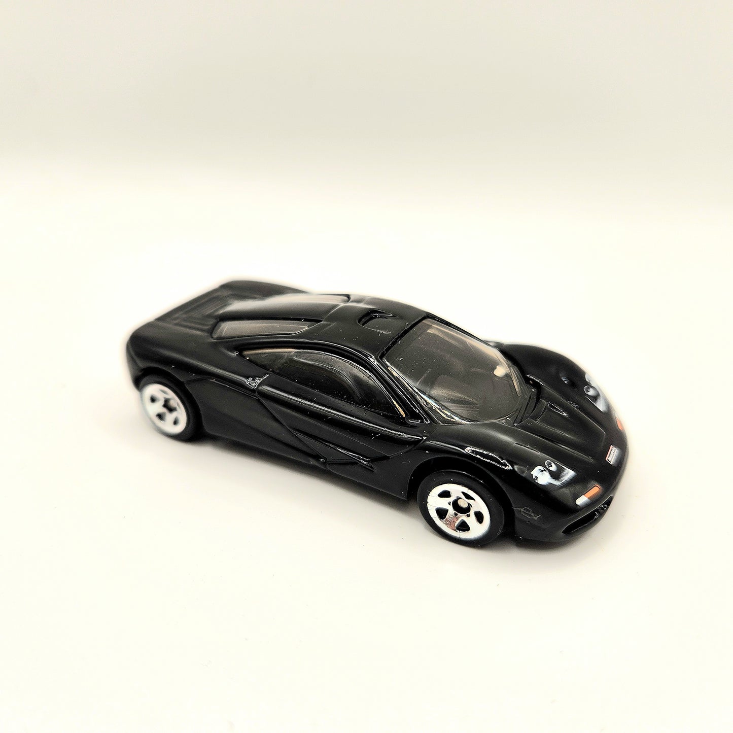 Uncarded - Hot Wheels - McLaren F1 (Black)