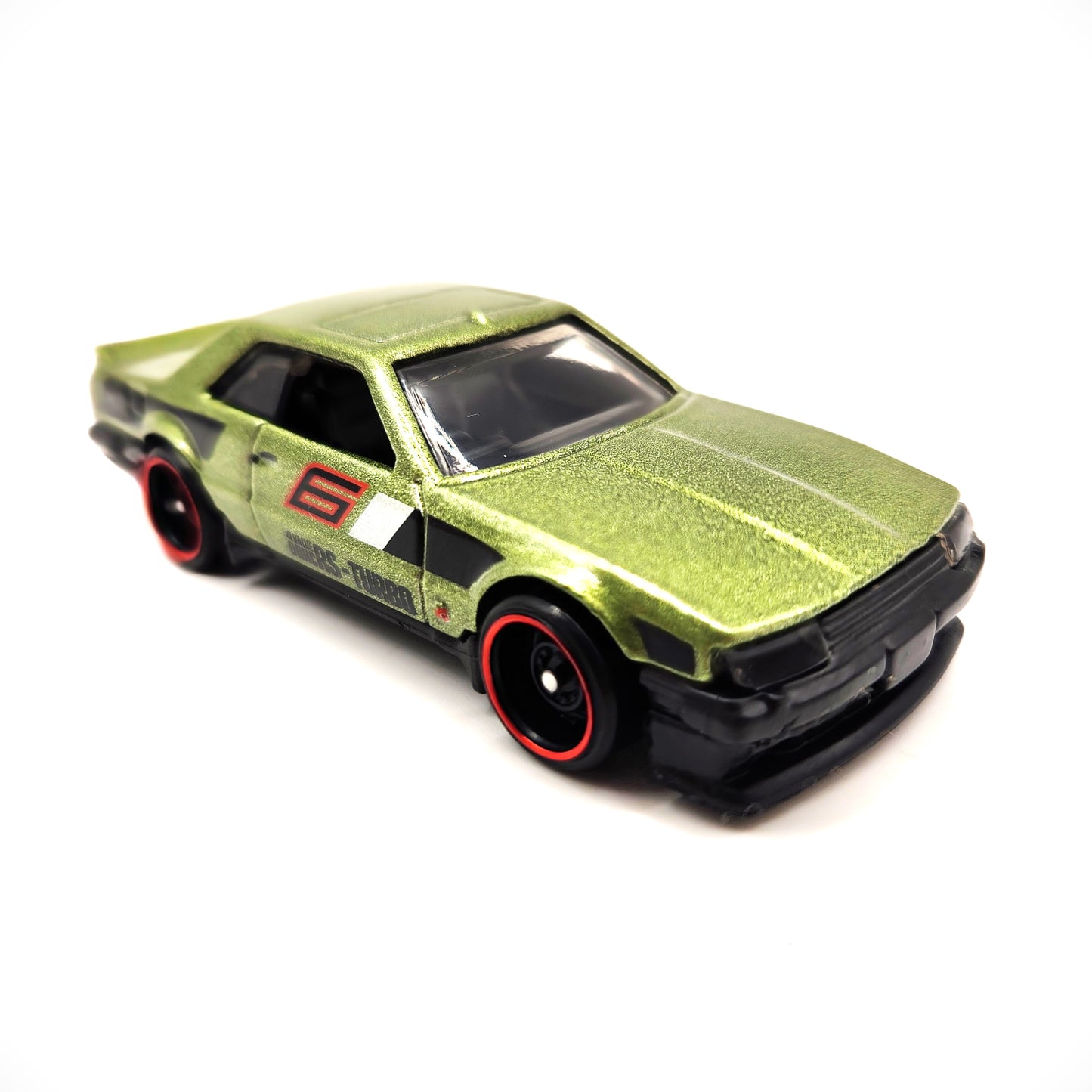 Uncarded - Hot Wheels - '82 Nissan Skyline R30